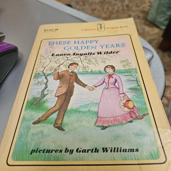 Laura Ingalls wilder little house set of four books in great used shape 1971 - Picture 2 of 6